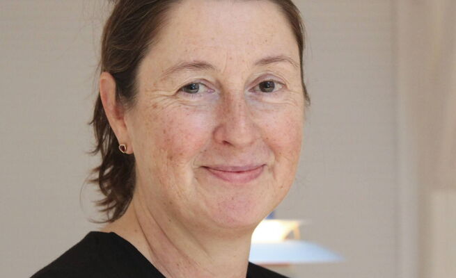 Corinna Hübner-Velten Corinna Hübner-Velten