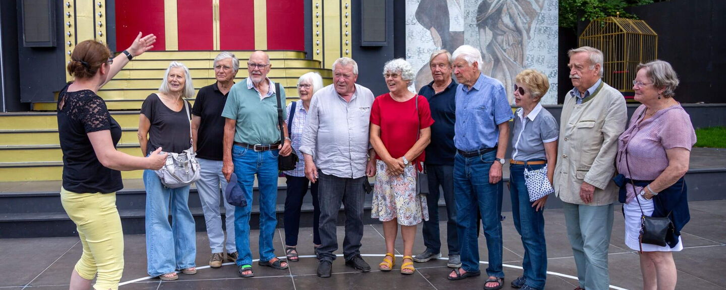 Klassentreffen auf der Seebühne – 60 Jahre nach der Abschlussprüfung. Foto: EFS Klassentreffen auf der Seebühne – 60 Jahre nach der Abschlussprüfung. Foto: EFS